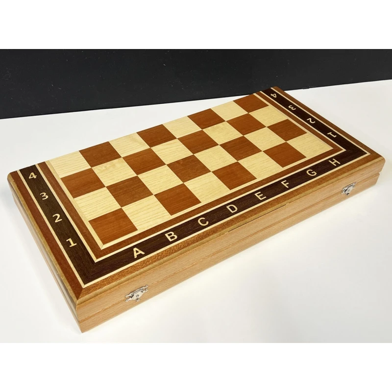 Шахматная доска с нардами и шашками из красного дерева