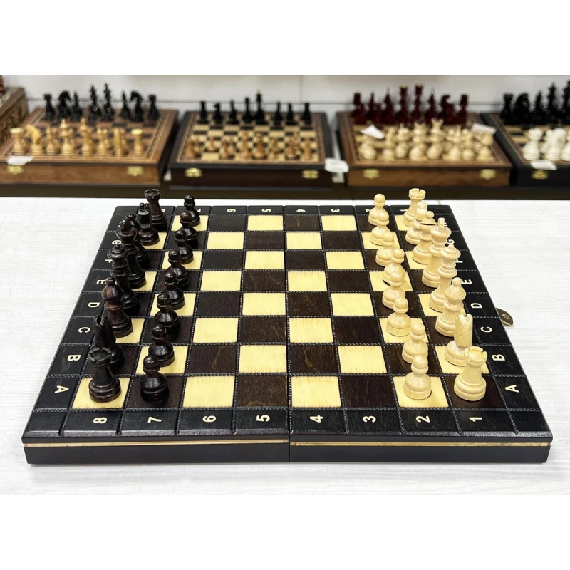 Шахматы дорожные магнит деревянные Мадон