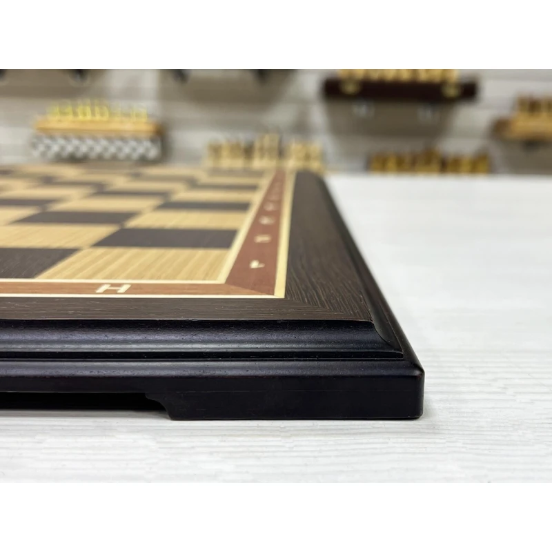 Шахматная доска нескладная Венге большая 50см