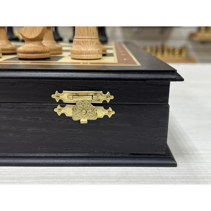 Шахматный ларец подарочный из мореного дуба средний