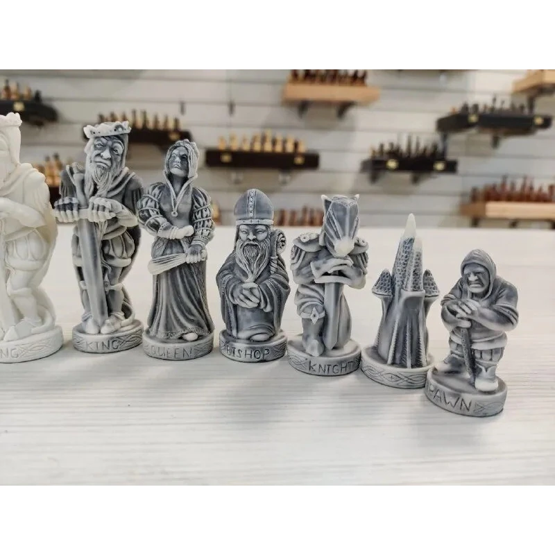 Шахматные фигуры подарочные Средневековье из литьевого мрамора без фигур