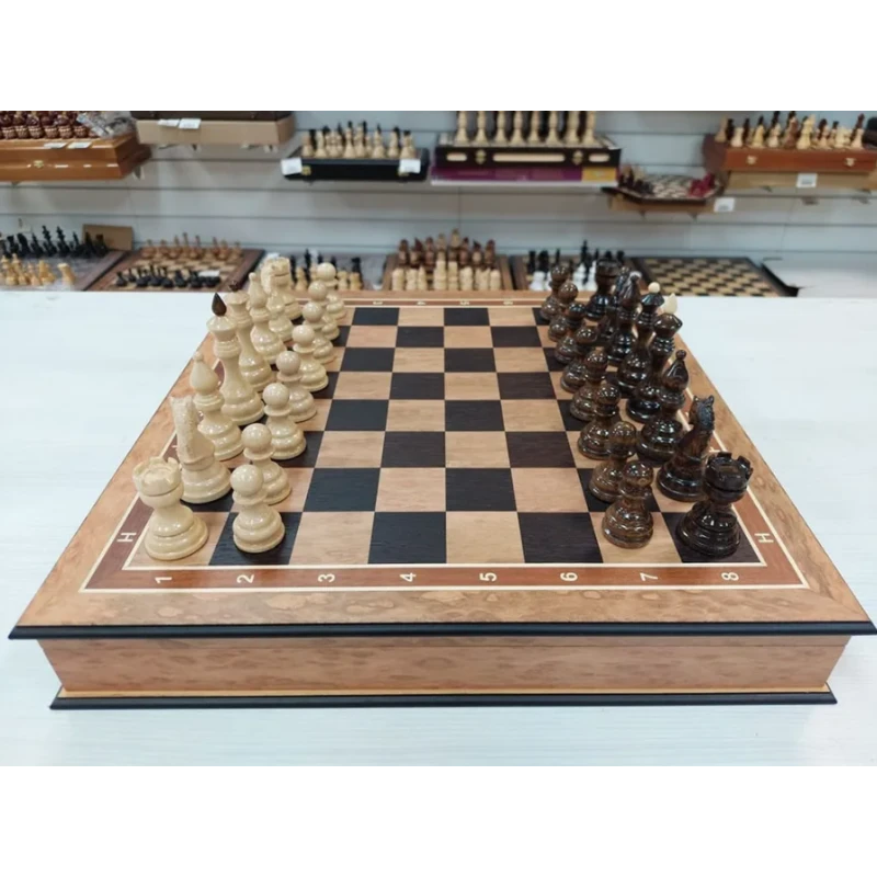 Шахматы подарочные эвкалипт фигуры из граба