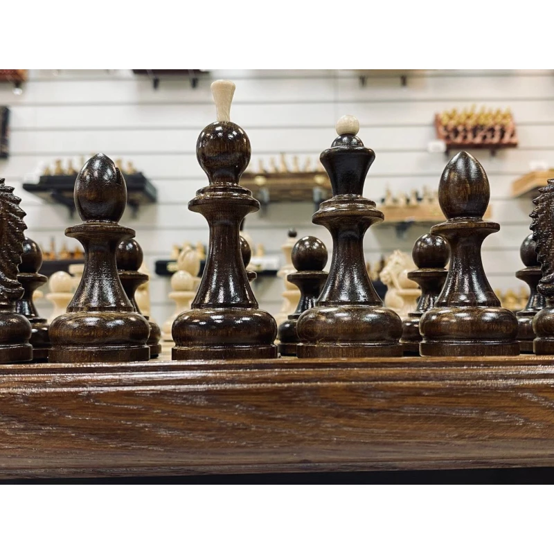 Шахматы нескладные ручной работы с резным конем, Hachatyr