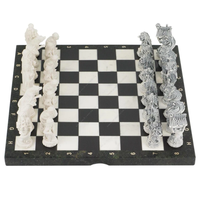 Шахматы Русские сказки змеевик фигуры литьевой мрамор 40х40 см