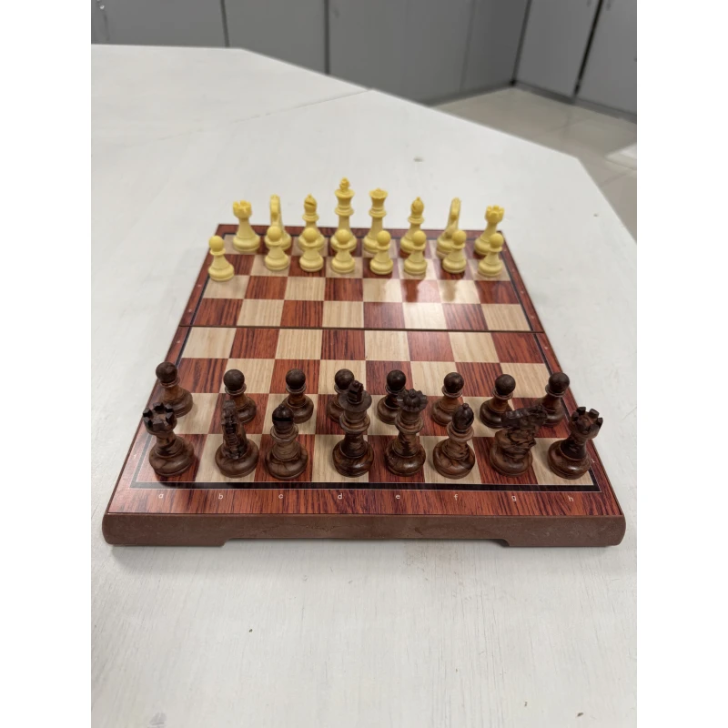 Шахматы Люкс магнитные средние 