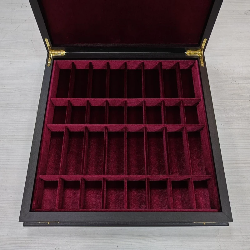 Шахматная доска ларец без фигур моренный дуб 40 см