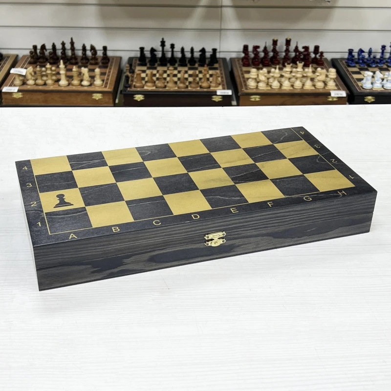 Шахматы гроссмейстерские Айвенго черное золото пластик 40 см