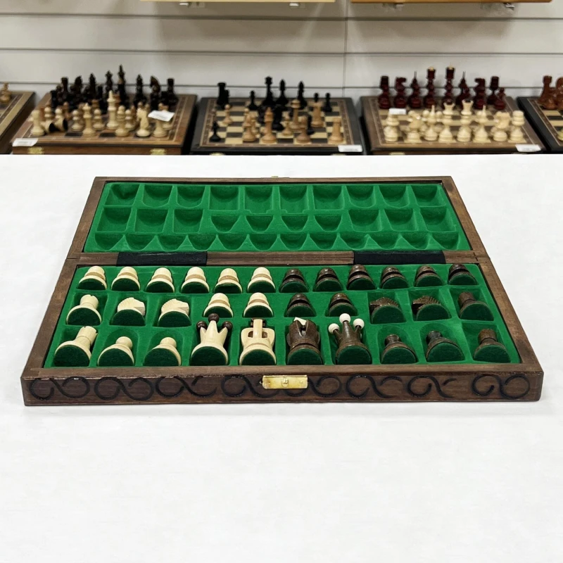 Шахматы Королевские средние  Мадон