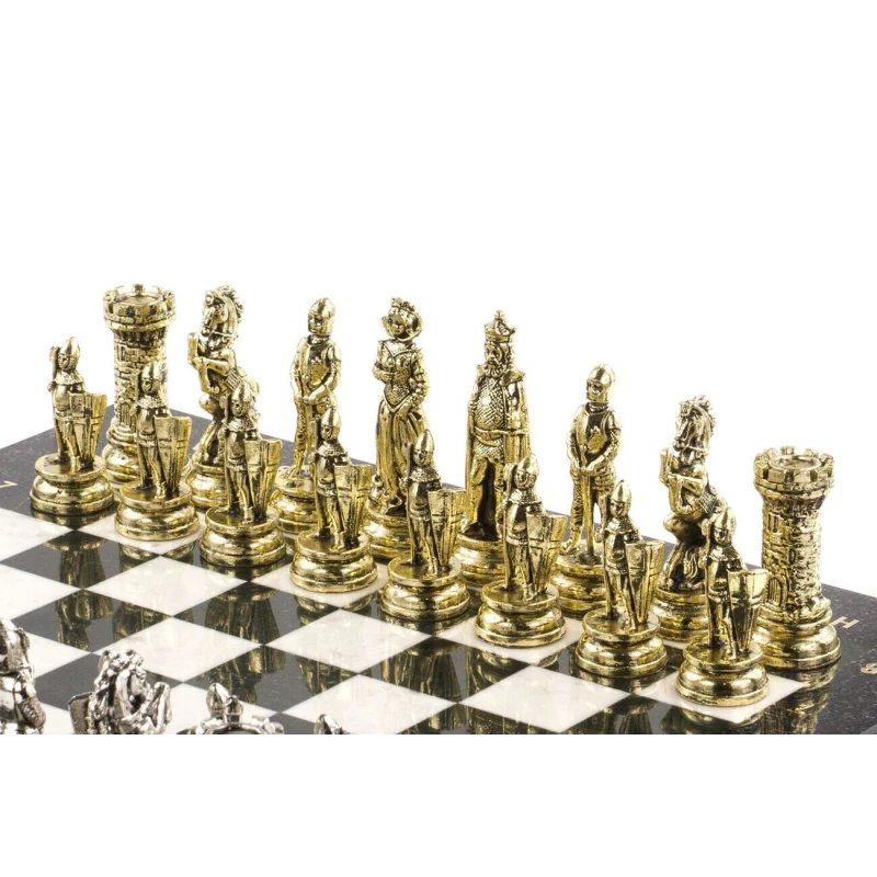 Шахматы каменные Средневековые рыцари мрамор змеевик 44 см