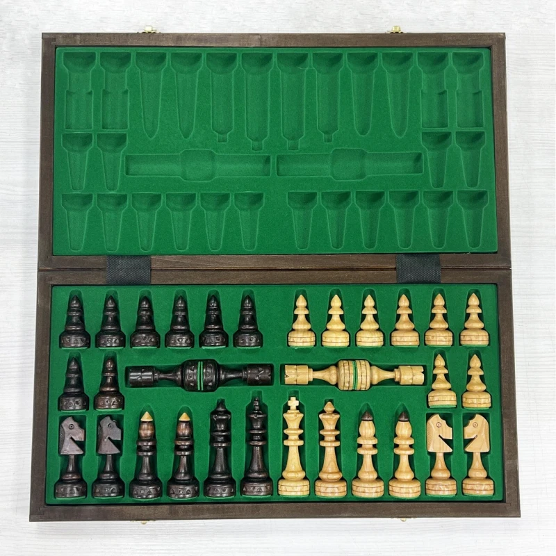 Шахматы подарочные Индия средние Мадон