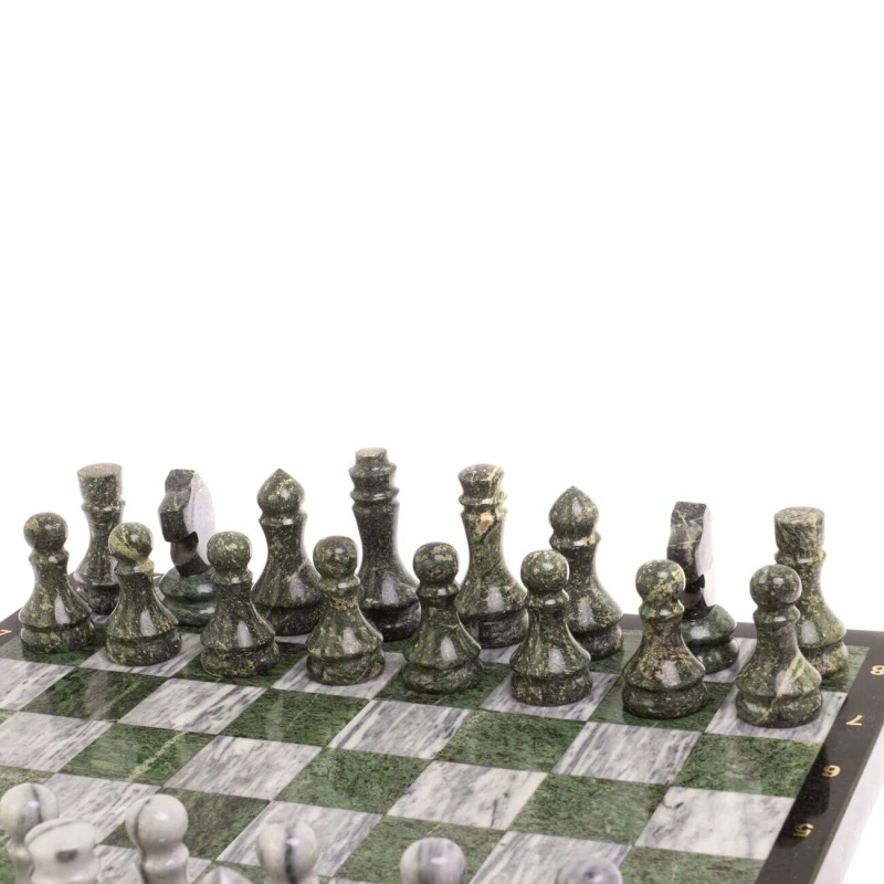 Шахматы нарды шашки каменные Герб РФ мрамор змеевик