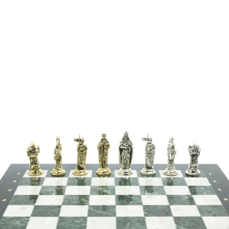Шахматы "Рыцари крестоносцы" доска 44х44 см из мрамора и змеевика