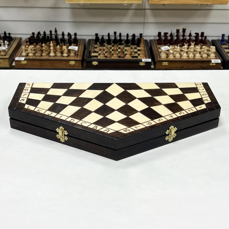 Шахматы на троих большие