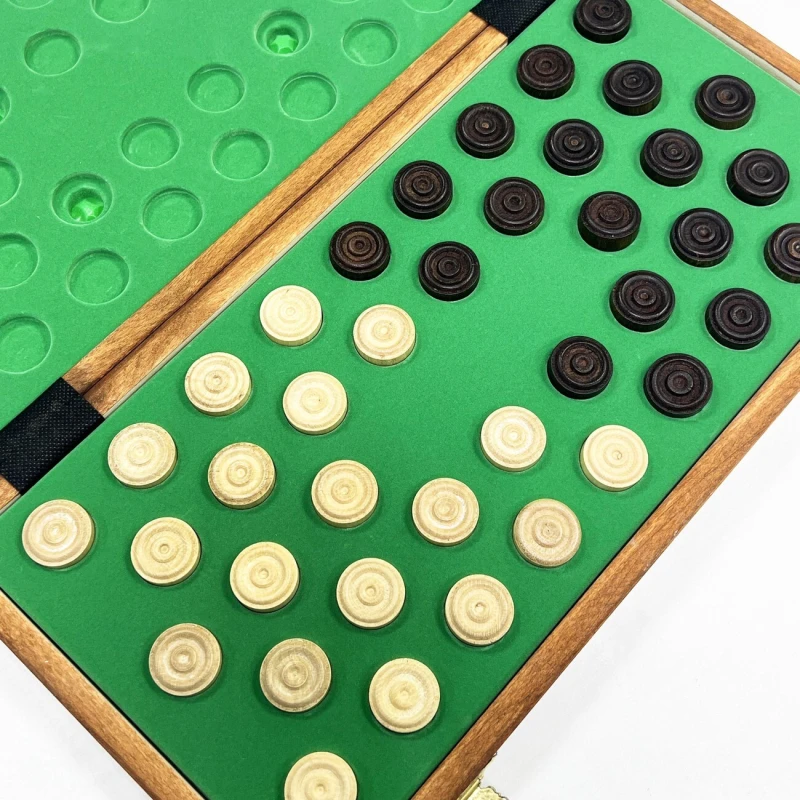 Шашки (игровое поле 100 клетки), Wegiel