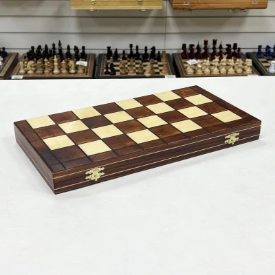 Шашки деревянные 64 клеточные с ячейками