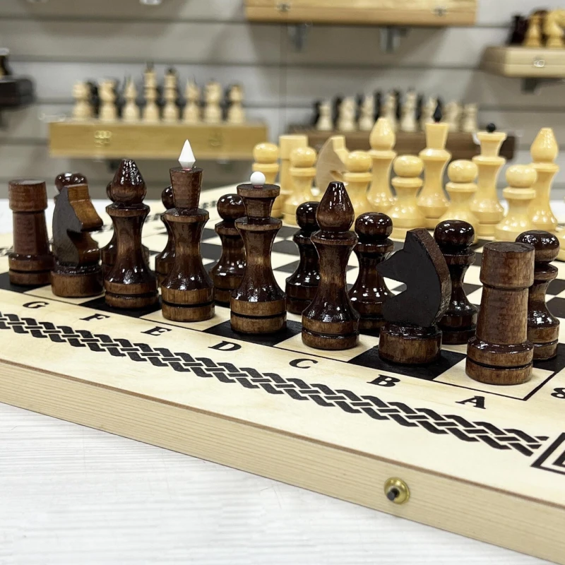 Шахматы нарды шашки для детей Игра три в одном 400*200*36