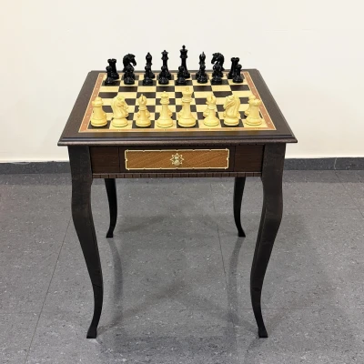 Шахматный стол эксклюзивный Венге с фигурами из самшита Стаунтон Royal