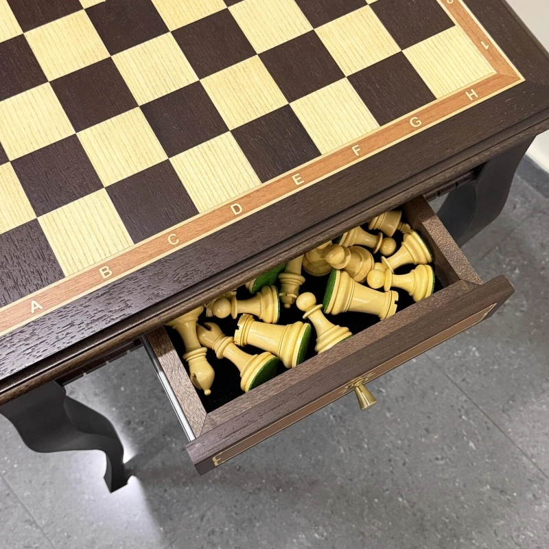 Шахматный стол эксклюзивный Венге с фигурами из самшита Стаунтон Royal