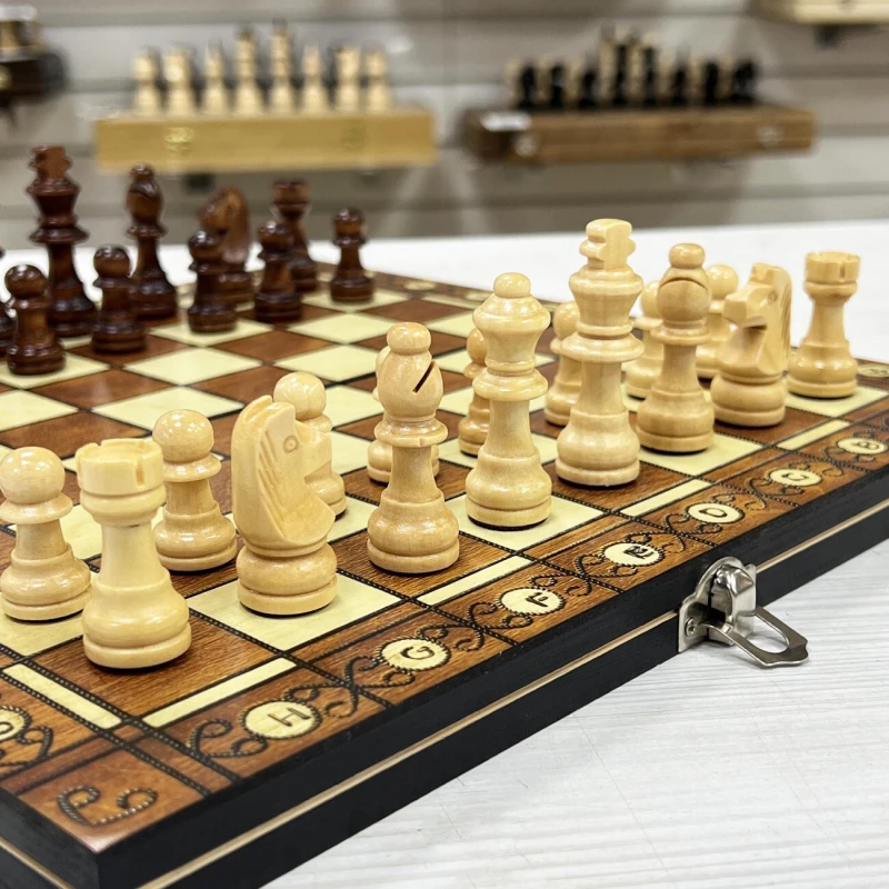 Шахматы подарочные амбассадор 3 в 1 магнитные 30 см