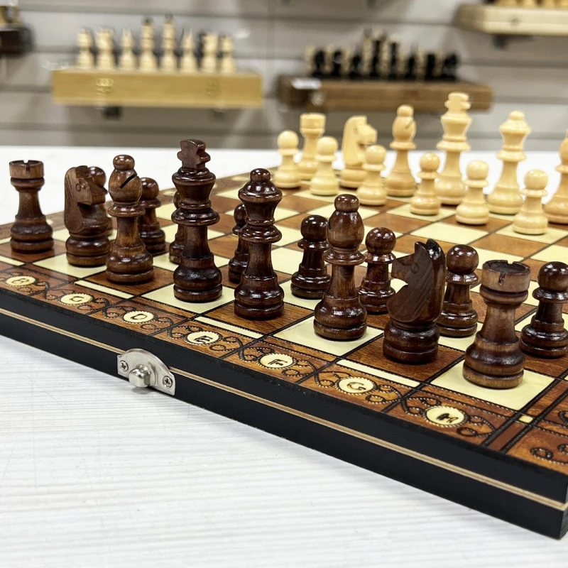 Шахматы подарочные амбассадор 3 в 1 магнитные 30 см