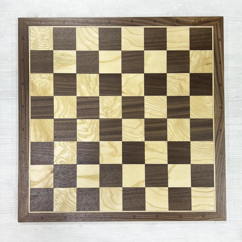 Шахматы нескладные Ренессанс из ясеня