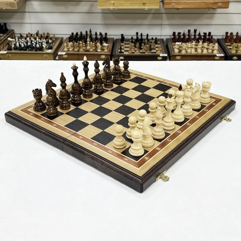 Шахматы резные Бастион дубовые