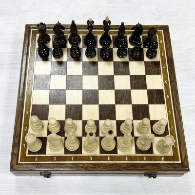 Шахматный ларец из дуба с фигурами Бастион из кавказского граба 40 см