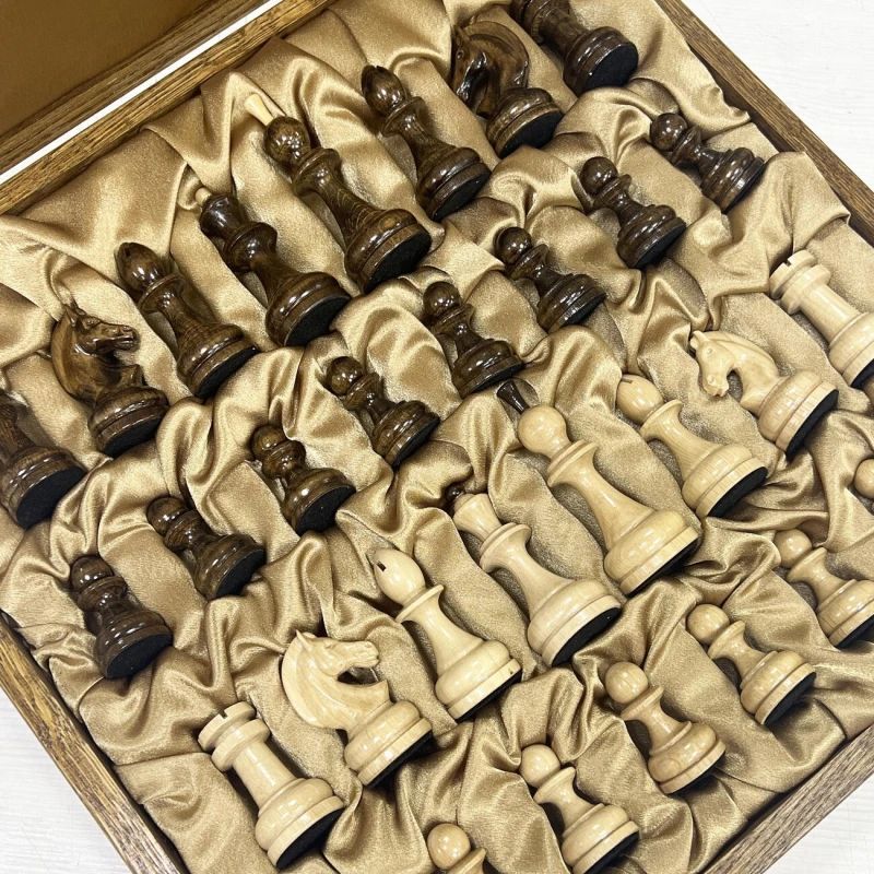 Шахматы в ларце подарочные из дуба с фигурами Премиальными Люкс