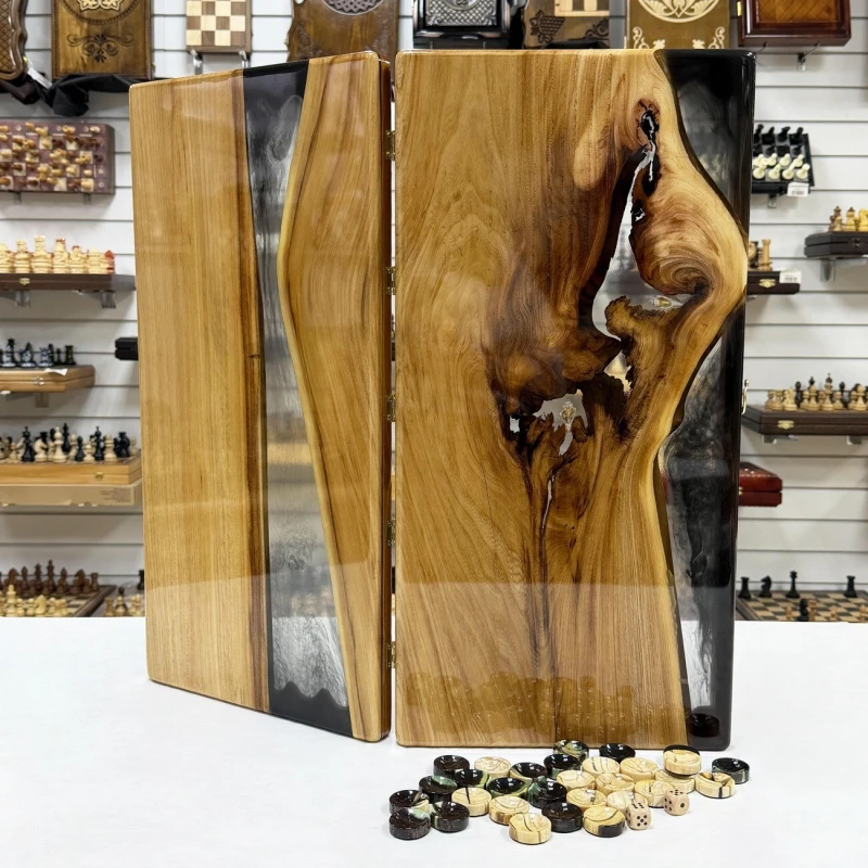 Нарды эксклюзивные подарочные из эпоксидной смолы и массива ореха, фишки из бивня мамонта