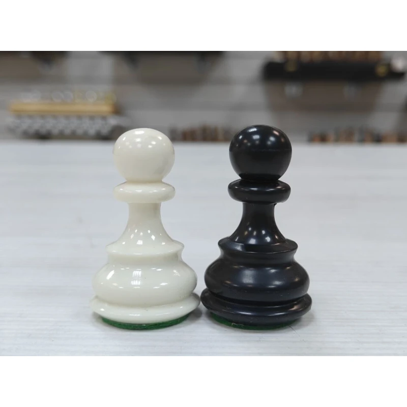 Шахматные фигуры профессиональные черно белые с утяжелением пластик