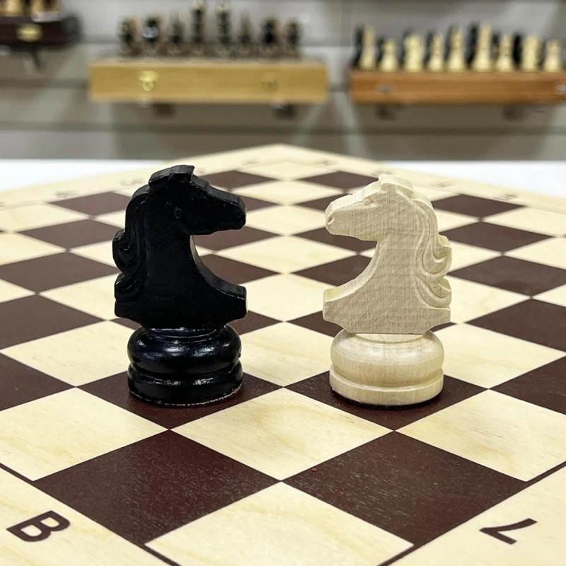 Шахматы деревянные гроссмейстерские с турнирными фигурами без утяжеления