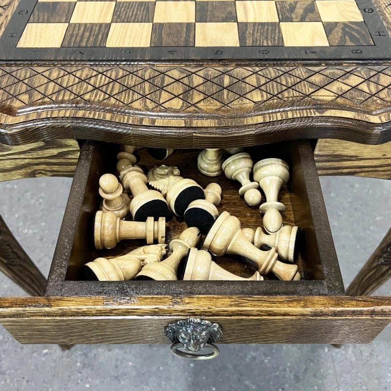 Шахматный стол резной из массива ясеня с фигурами из граба