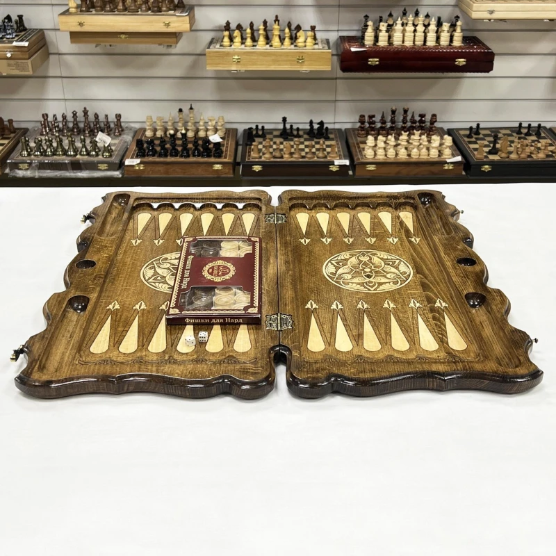 Нарды резные из массива бука Волки и олень