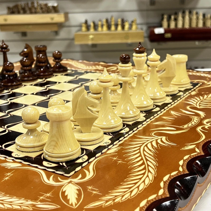 Набор 3 в 1 шахматы нарды шашки резные Оранжевый лев 60 см