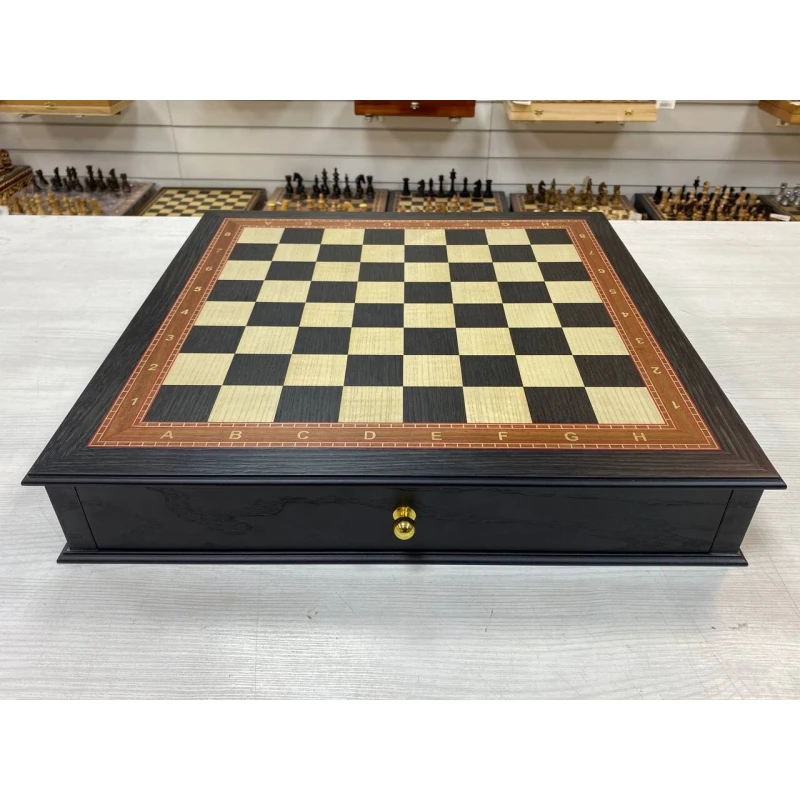 Шахматная доска ларец с выдвижными ящиками моренный дуб