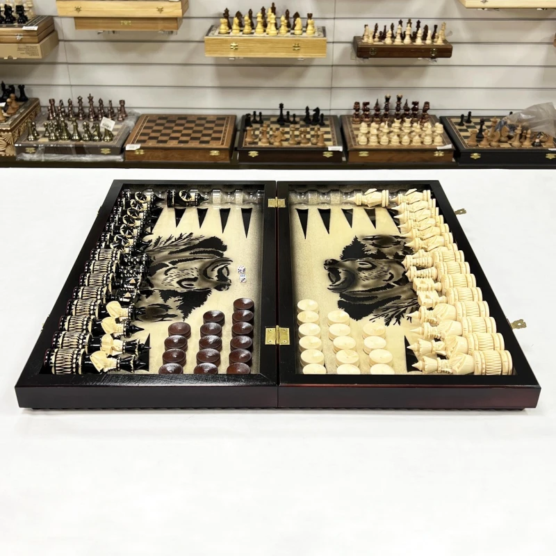 Набор 3 в 1 шахматы нарды шашки резной лак Медведь