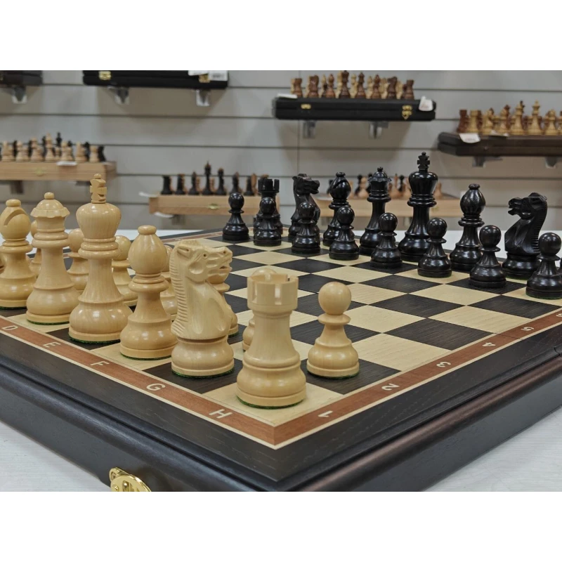 Шахматы подарочные Гамбит мореный дуб большие