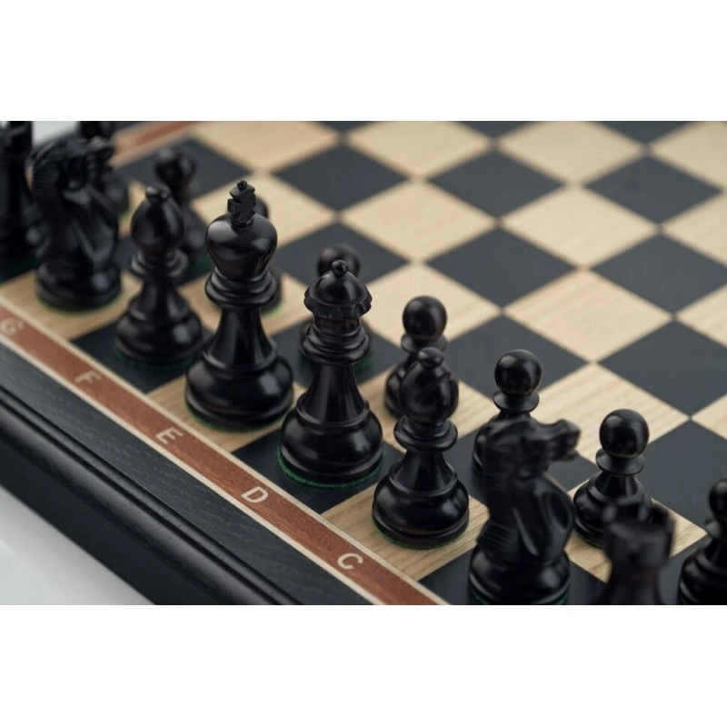 Шахматы подарочные Гамбит мореный дуб большие