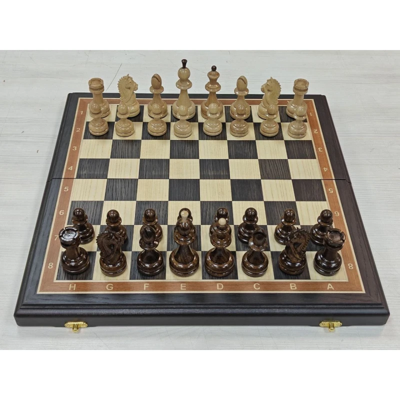 Подарочные шахматы из моренного дуба с резными фигурами граб