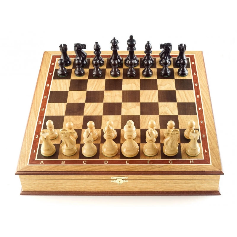 Шахматы подарочные Гамбит в деревянном ларце из дуба с утяжеленными фигурами большие