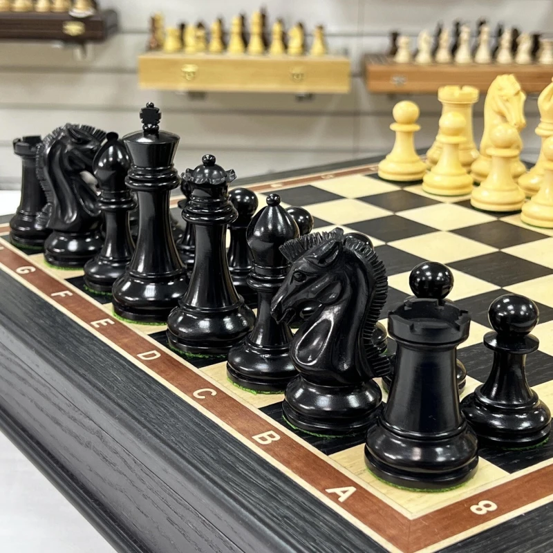 Шахматы в ларце эксклюзивные подарочные мореный дуб Стаунтон Royal