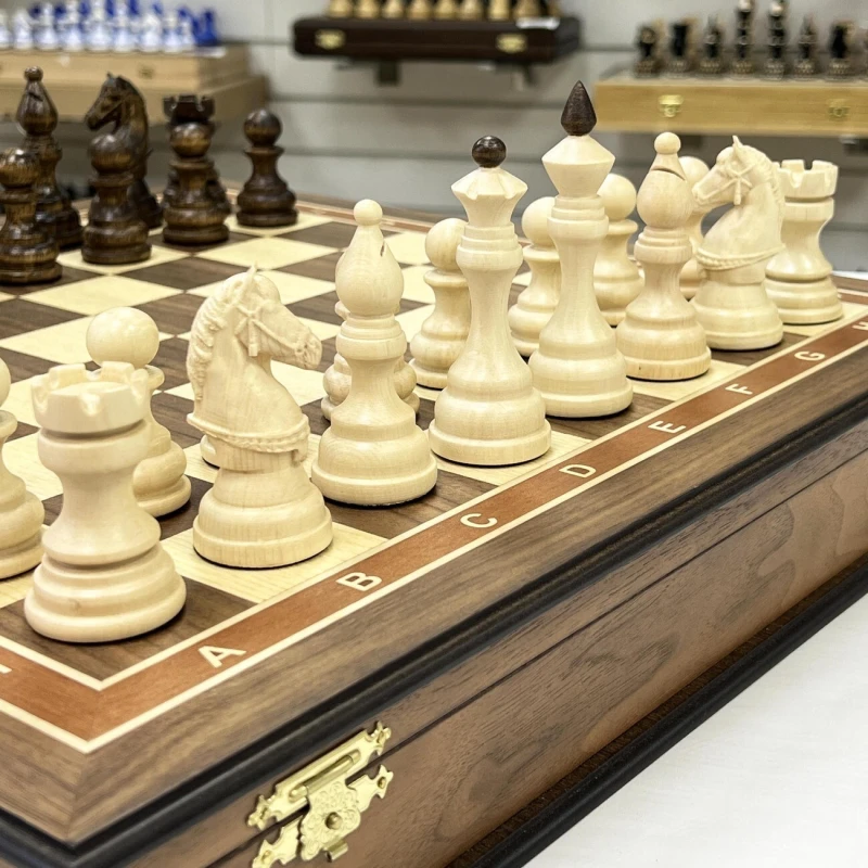 Шахматы в ларце эксклюзивные орех Бастион матовые