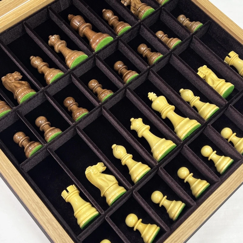 Шахматы подарочные в ларце из дуба с индийскими фигурами из самшита и палисандра