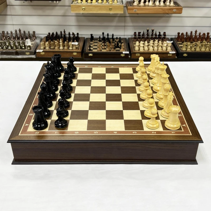 Шахматы в ларце с выдвижными ящиками дуб Антик с фигурами Стаунтон Royal