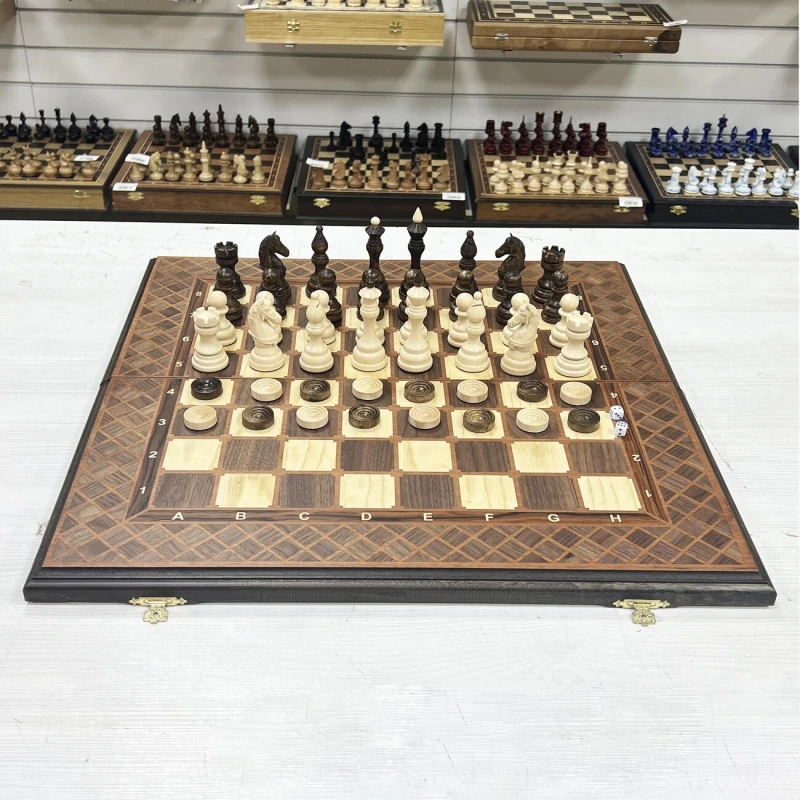 Шахматы нарды шашки орех Бастион матовые