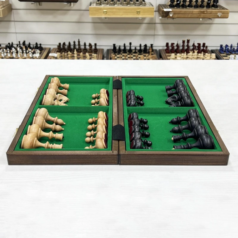 Шахматы подарочные деревянные с выжегом Неваляшки