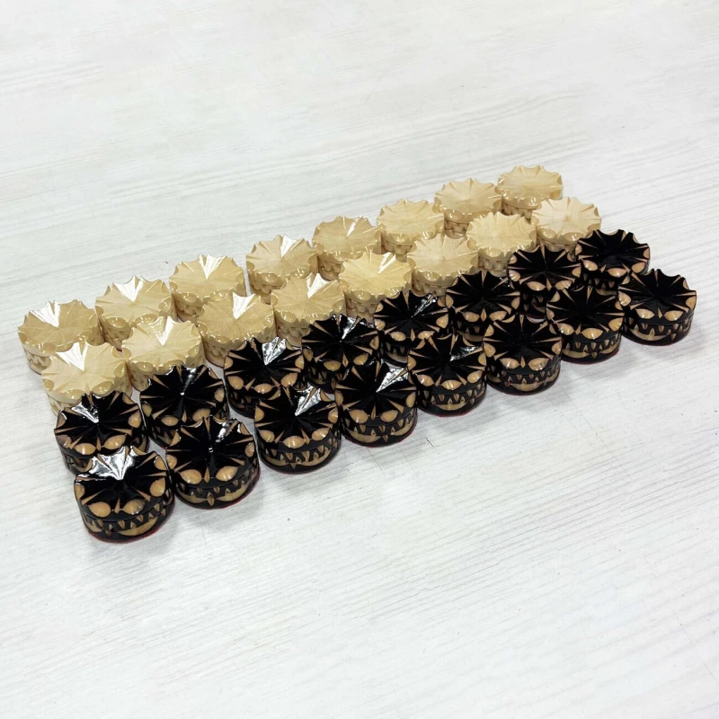 Фишки для нард и шашек резные ручной работы 30 мм