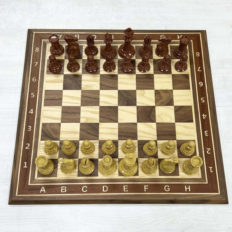 Шахматы нескладные орех с фигурами Королевский Стаунтон