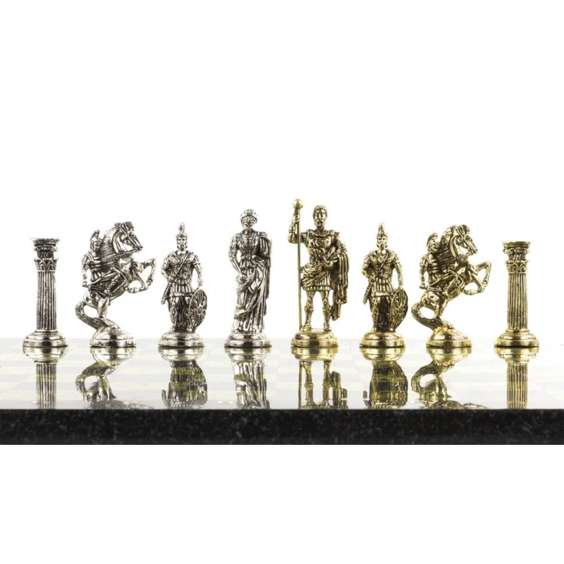 Шахматы Римские воины змеевик 44 на 44 см