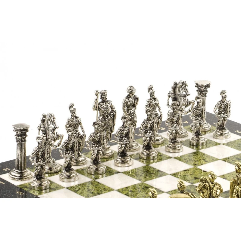 Шахматы Римские воины доска 44х44 см из камня мрамор змеевик с металлическими фигурами